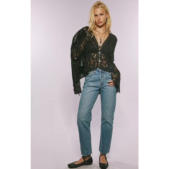 Free People x Levi's Wedgie Straight Jeans Size 26x28 NWT - Picture 1 of 5